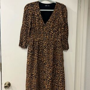 Zara Leopard dress size Small